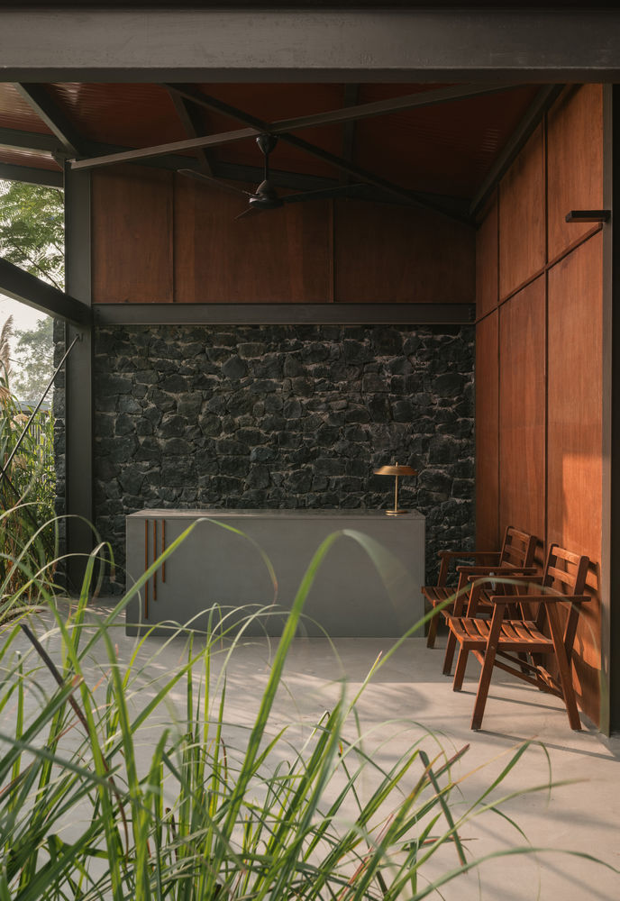Oasis Studio / Saransh