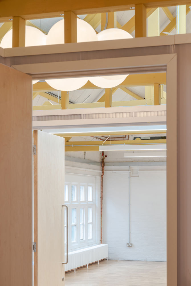 Harrow Arts Centre / DK-CM