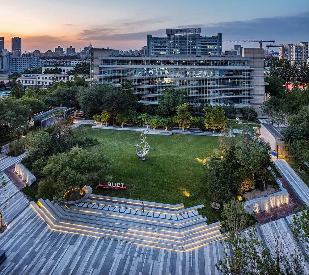 北京化工大学老校区景观提升改造 | 重塑环境，提升品格