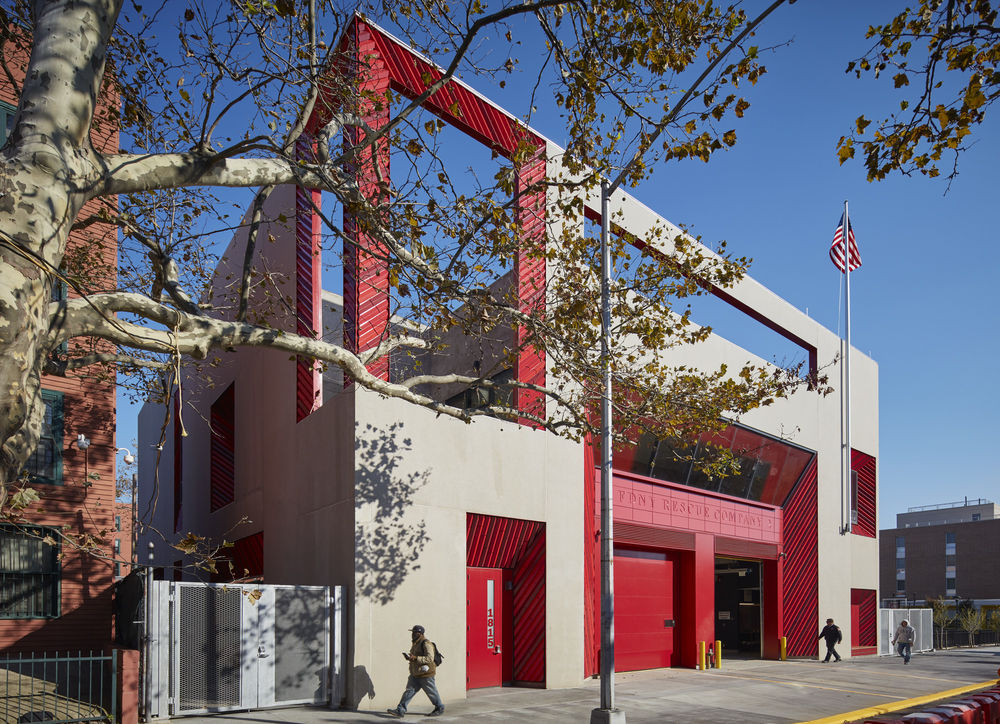 FDNY Rescue Company 2 Facility / Studio Gang