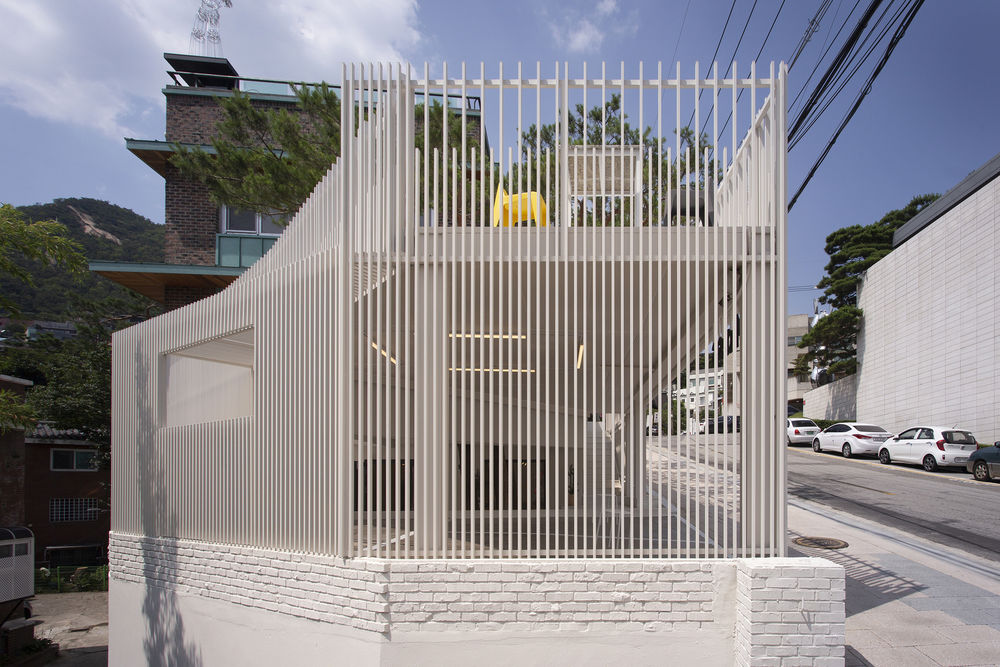 MASS Arts Plastiques Gallery / Form & Function