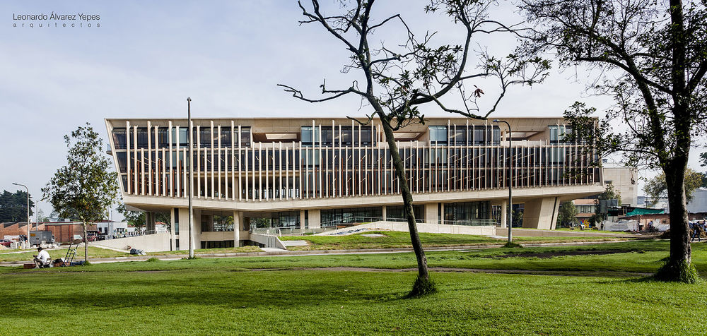 哥伦比亚国立大学护理学院大楼 / Leonardo Álvarez Yepes
