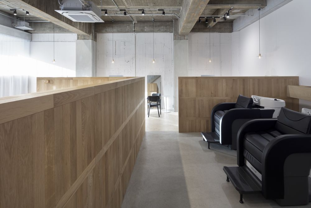 Casetta Salon / SIDES CORE