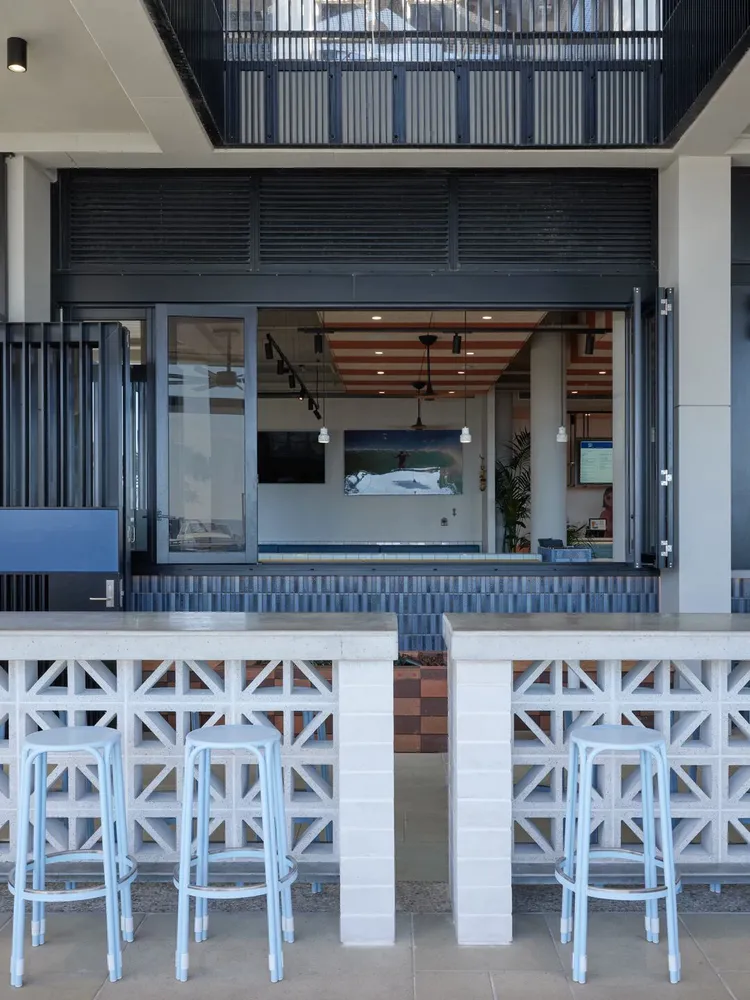 Kirra Beach House & Hotel