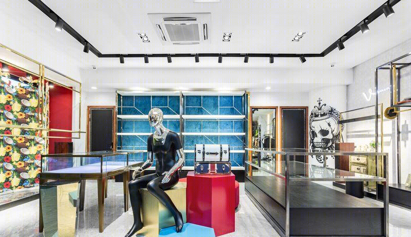 泰州 V-man 国际男装店现代设计展现轻奢气质