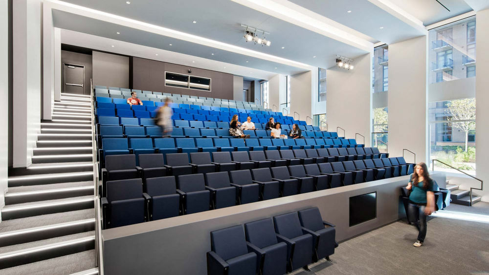 Marymount University 商学研究生院创新混合式教学空间