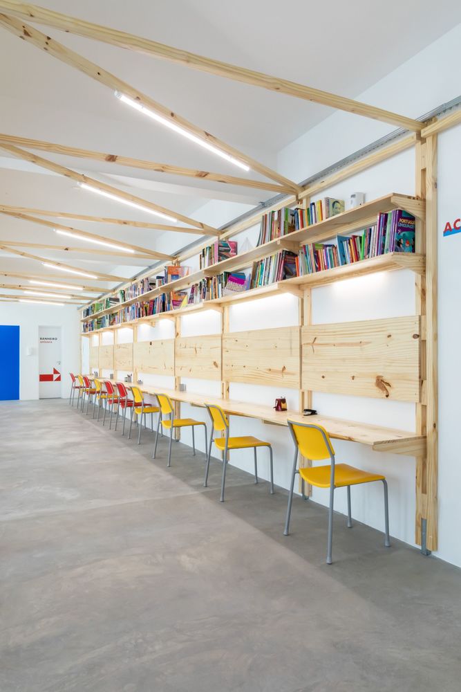 Forca Estudo Personalizado School / Pianca Arquitetura