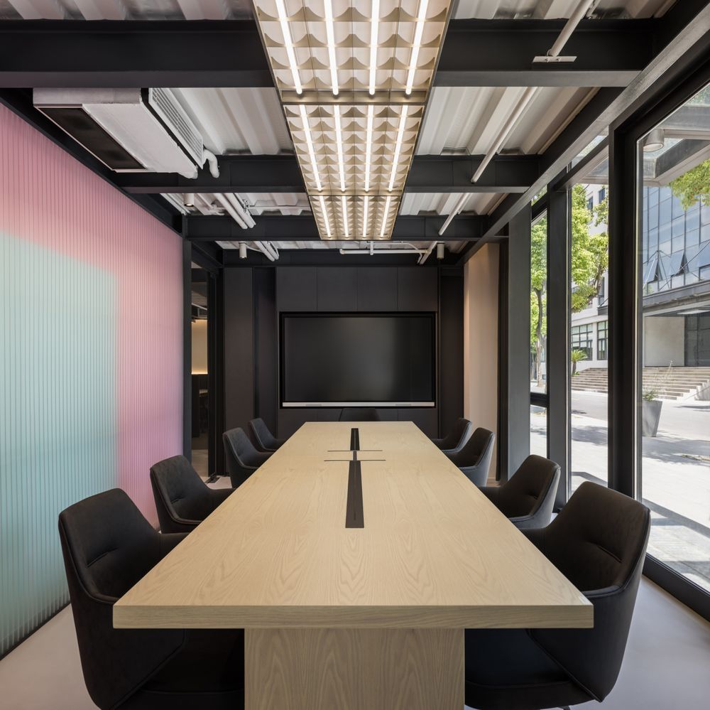 RIDET office by RooMoo Design Studio