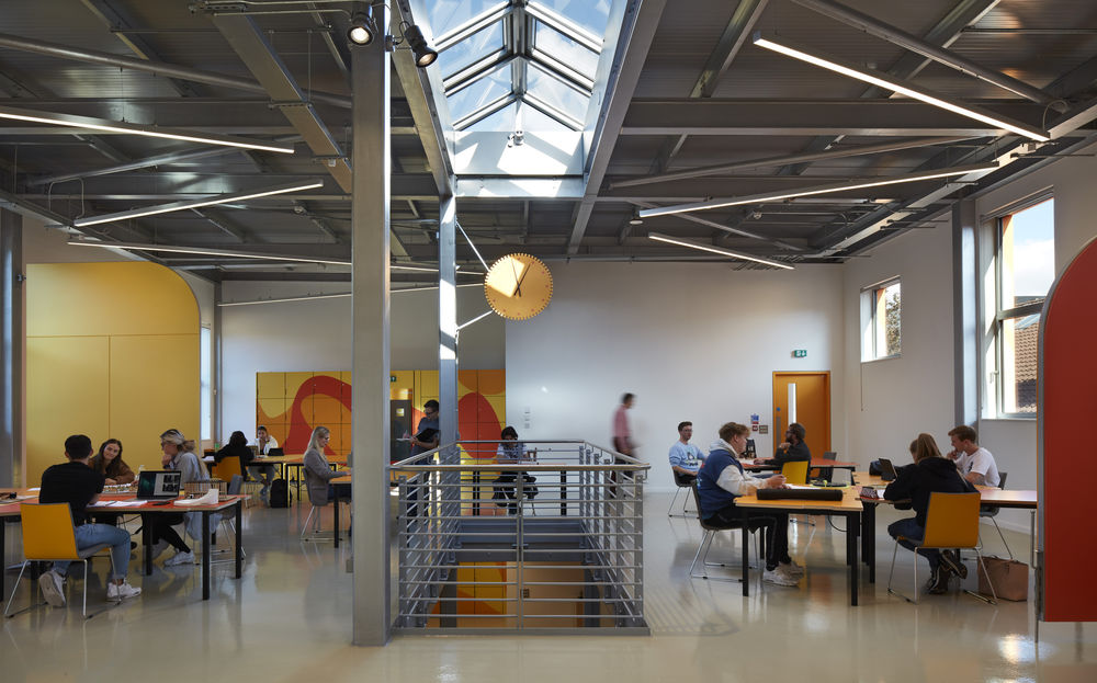 Innovation Studio / Sir Peter Cook