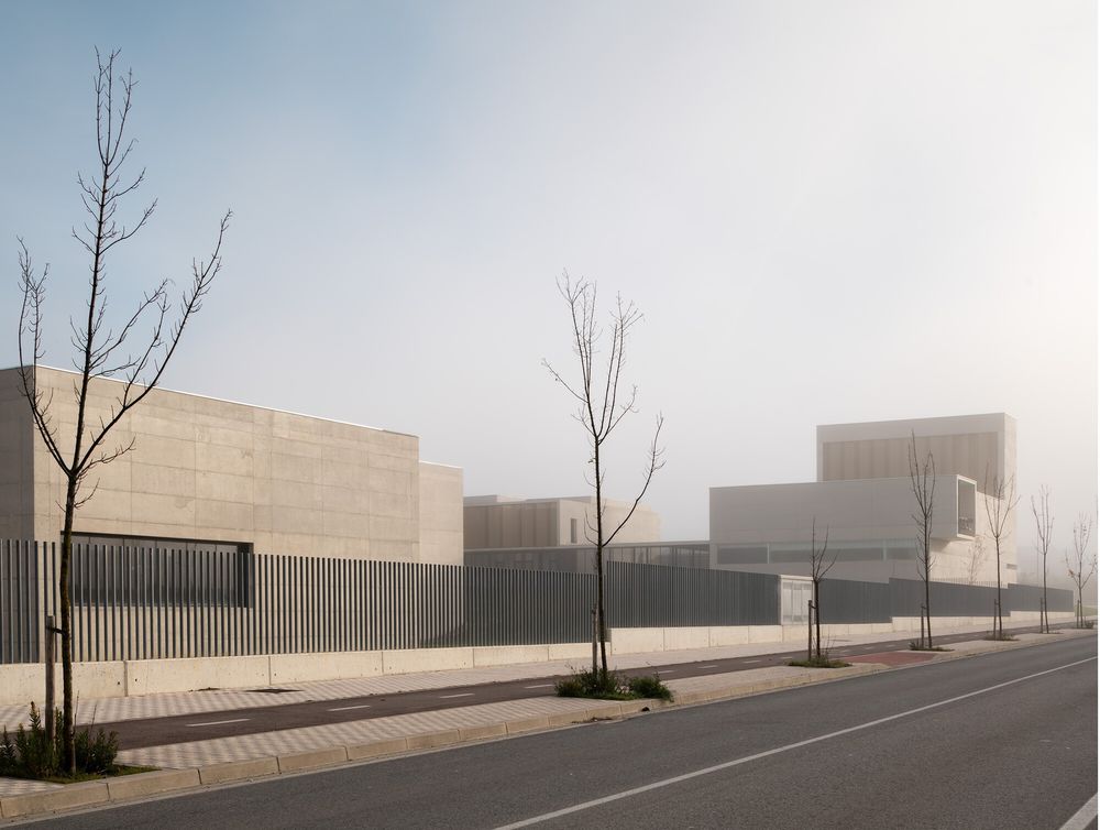 Salesianos Pamplona Institute / Garmendia Cordero Arquitectos + TCGA Arquitectos