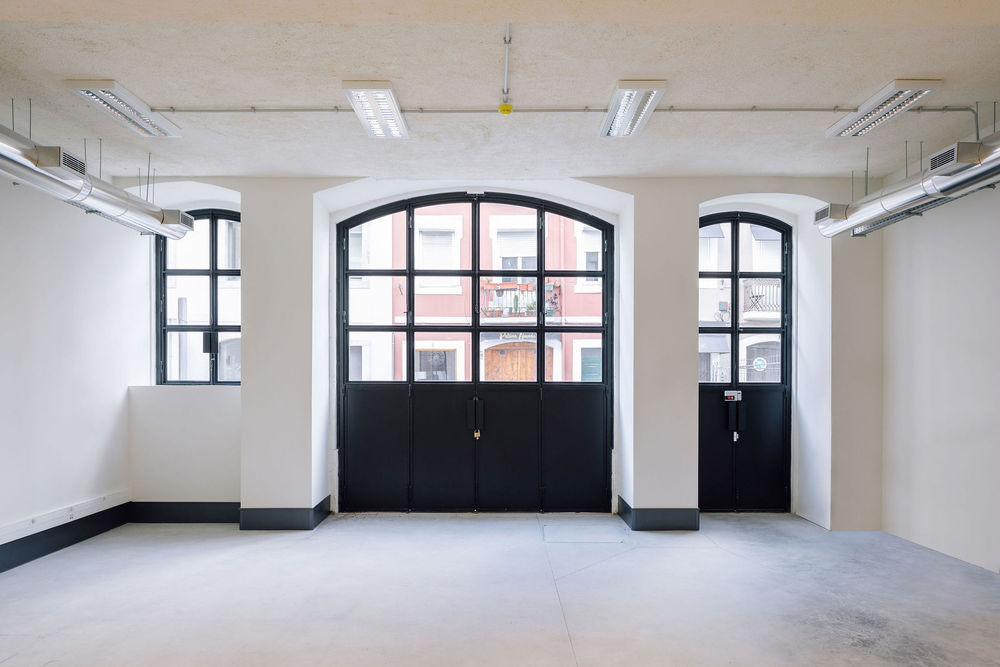 Cais do Tojo Building / LADO Arquitectura e Design