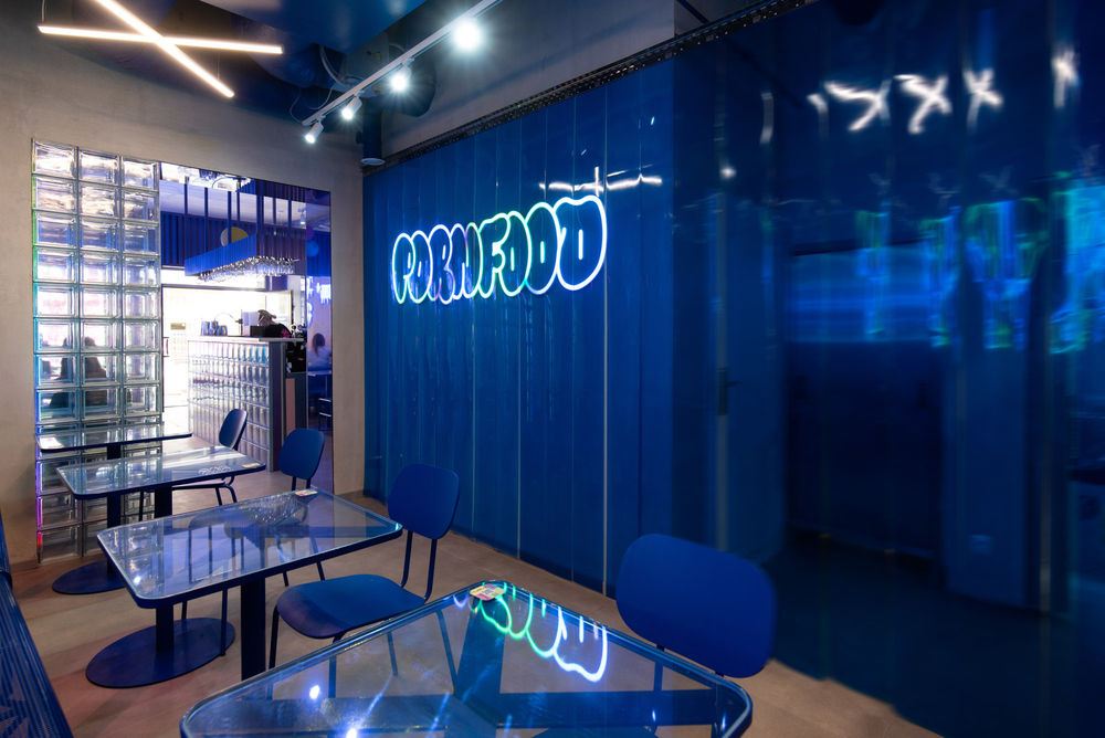 FoodX Poznan Restaurant / mode:lina architekci