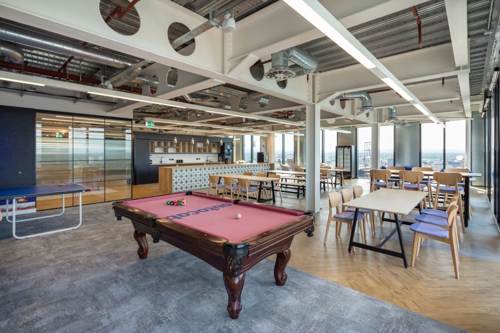 Autocab Offices Manchester - 灵活多元的现代办公空间设计