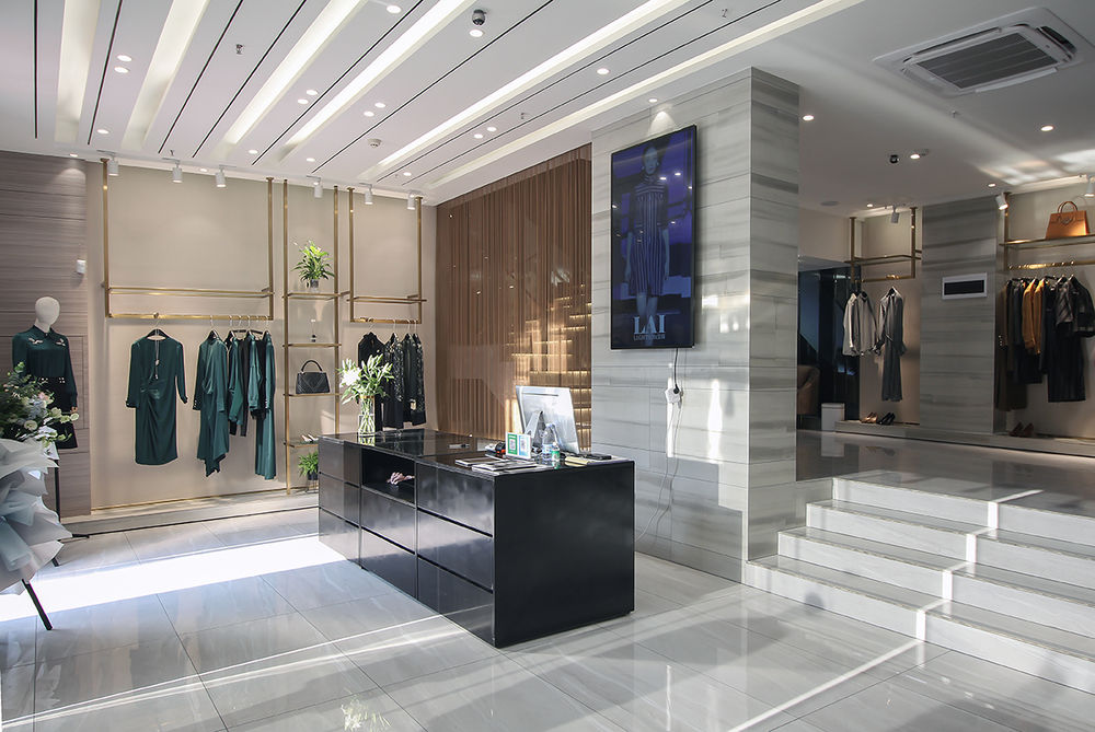 【静观堂设计】 LAI睐女装品牌专营店