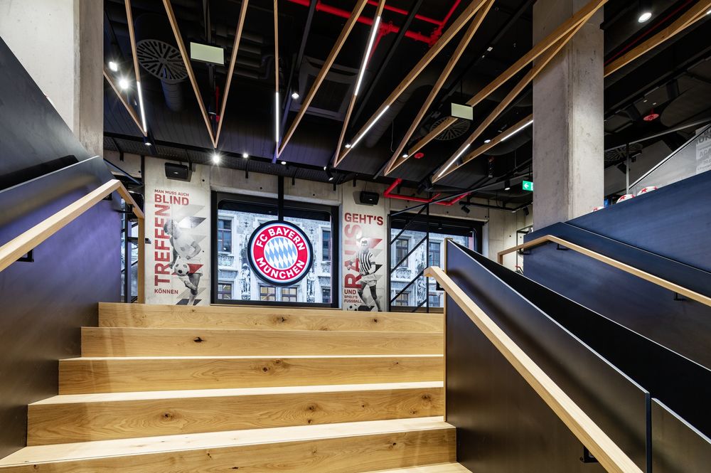 慕尼黑 FC Bayern 世界旗舰店盛大开业