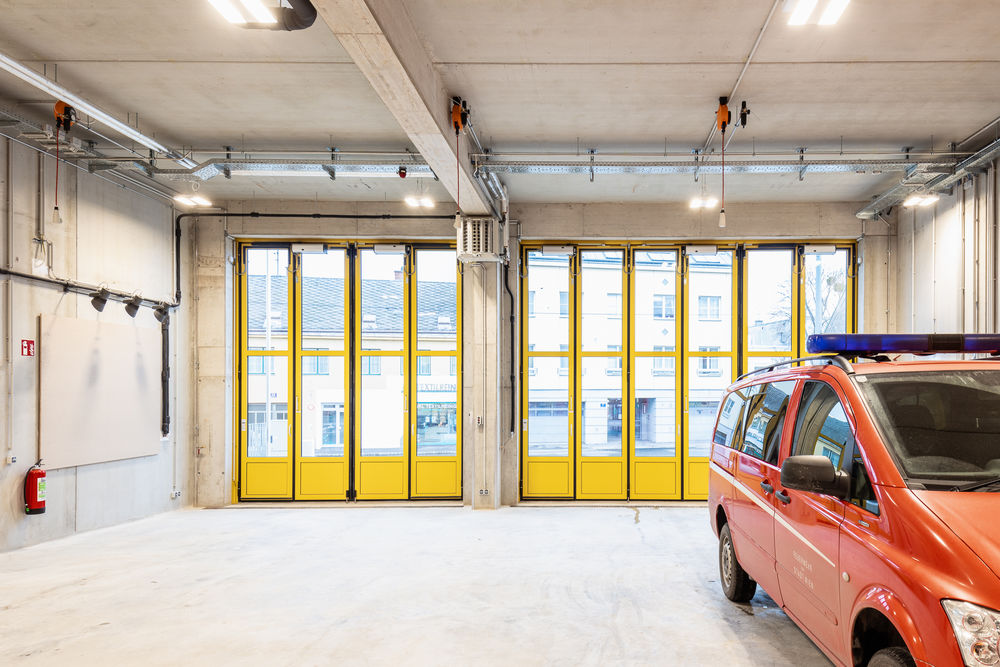 Speising Fire Station / Illiz Architektur