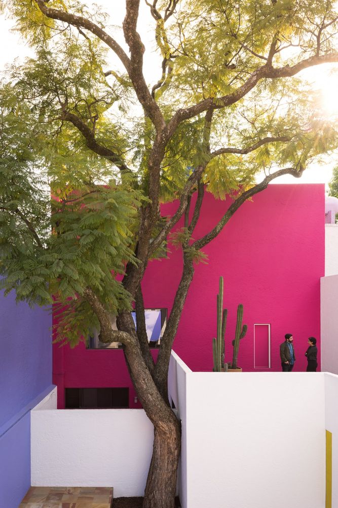 Luis Barragan 设计之作 | Casa Gilardi 住宅的独特隐私感