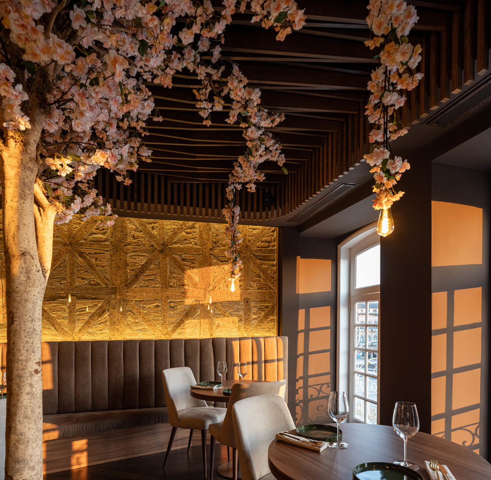 葡式风情 | REM'A Arquitectos 打造绿色艺术新餐厅