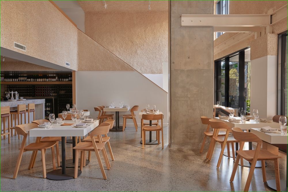 布里斯班 Allonda 餐厅 | 混凝土美学与现代欧洲风味的完美结合