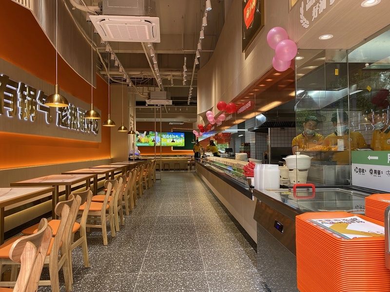 南小碗湖南鲜炒简餐空间设计 | 现炒锅气、新鲜食材的呈现