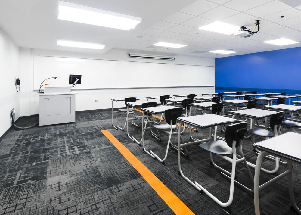 色彩活力，环保节能，打造社区标志—— College of DuPage Naperville Regional Center 翻新设计
