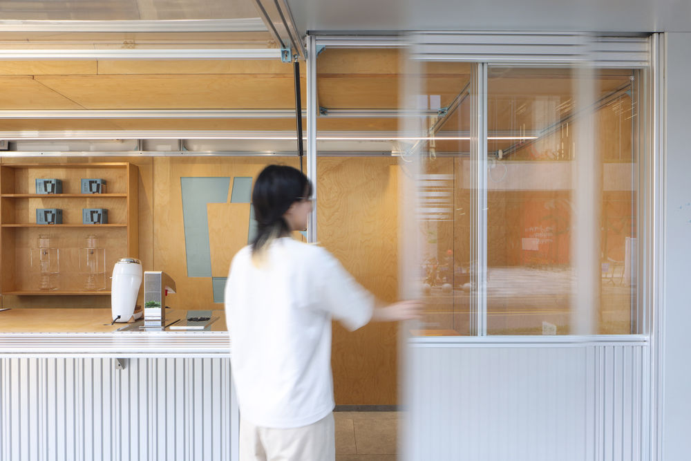 Nomadic 5.0, Lotta Cangsong Store Renovation / Ruhaus Studio