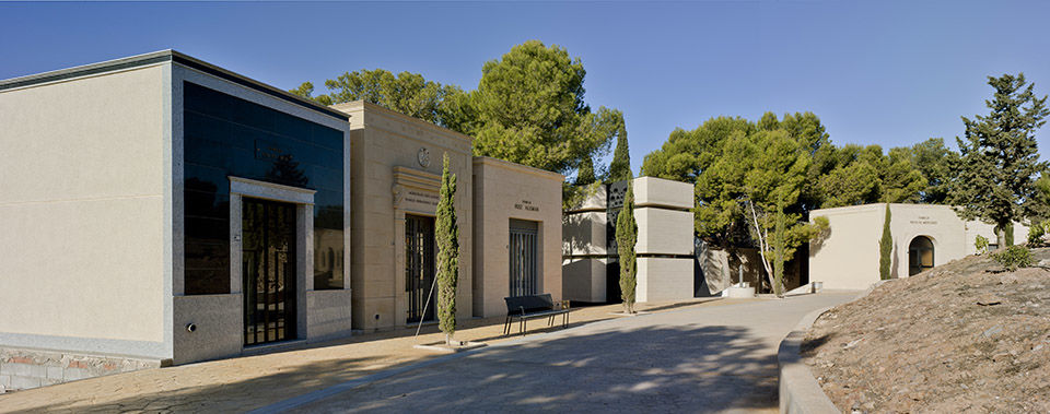 宗教建筑 / Martinez Vidal