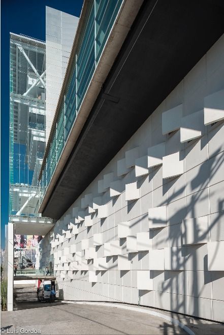 墨西哥城 CENTRO 大学综合体 | 绿色校园中的灵动空间