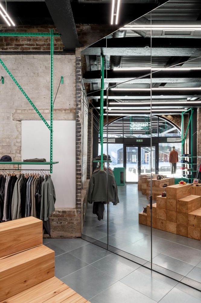 伦敦 Universal Works 男装店 STUDIO MUTT 工业风设计展现个性魅力