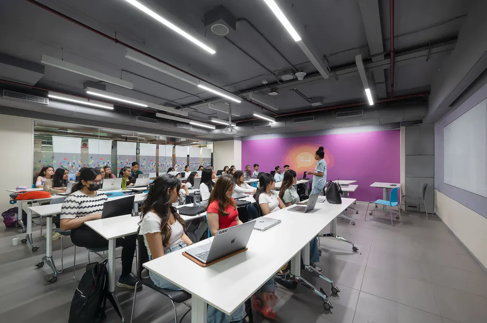Atlas SkillTech University