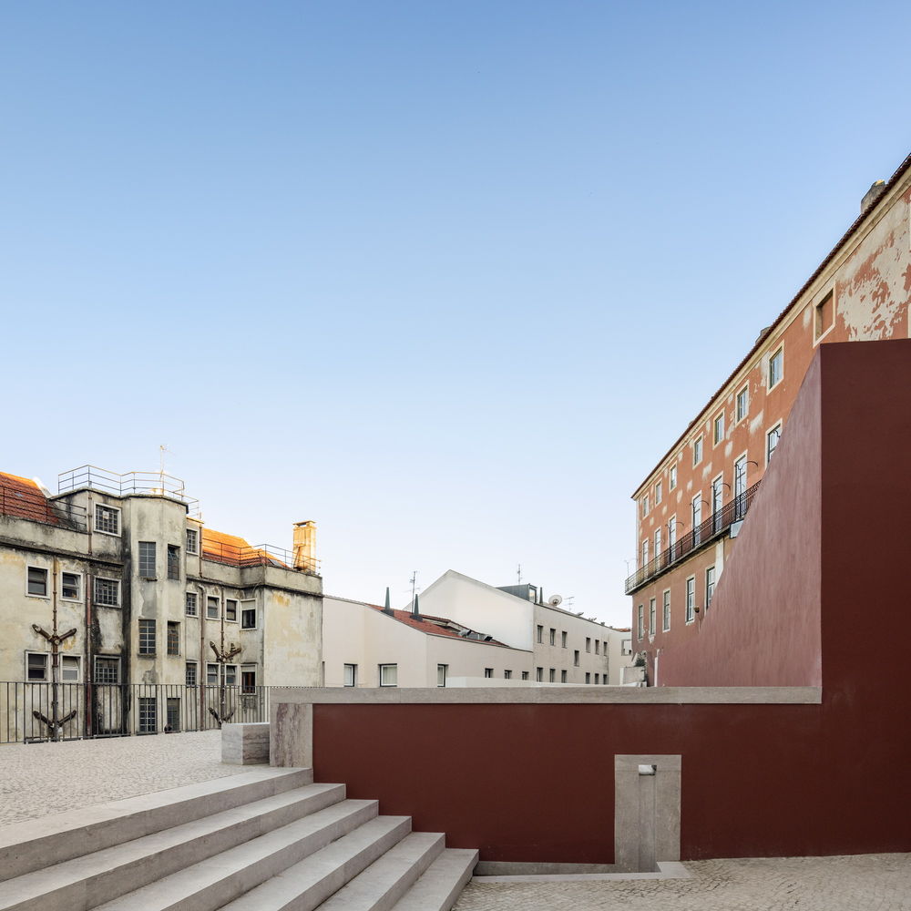 Urban Renewal of Chiado Neighborhood / Álvaro Siza + Carlos Castanheira