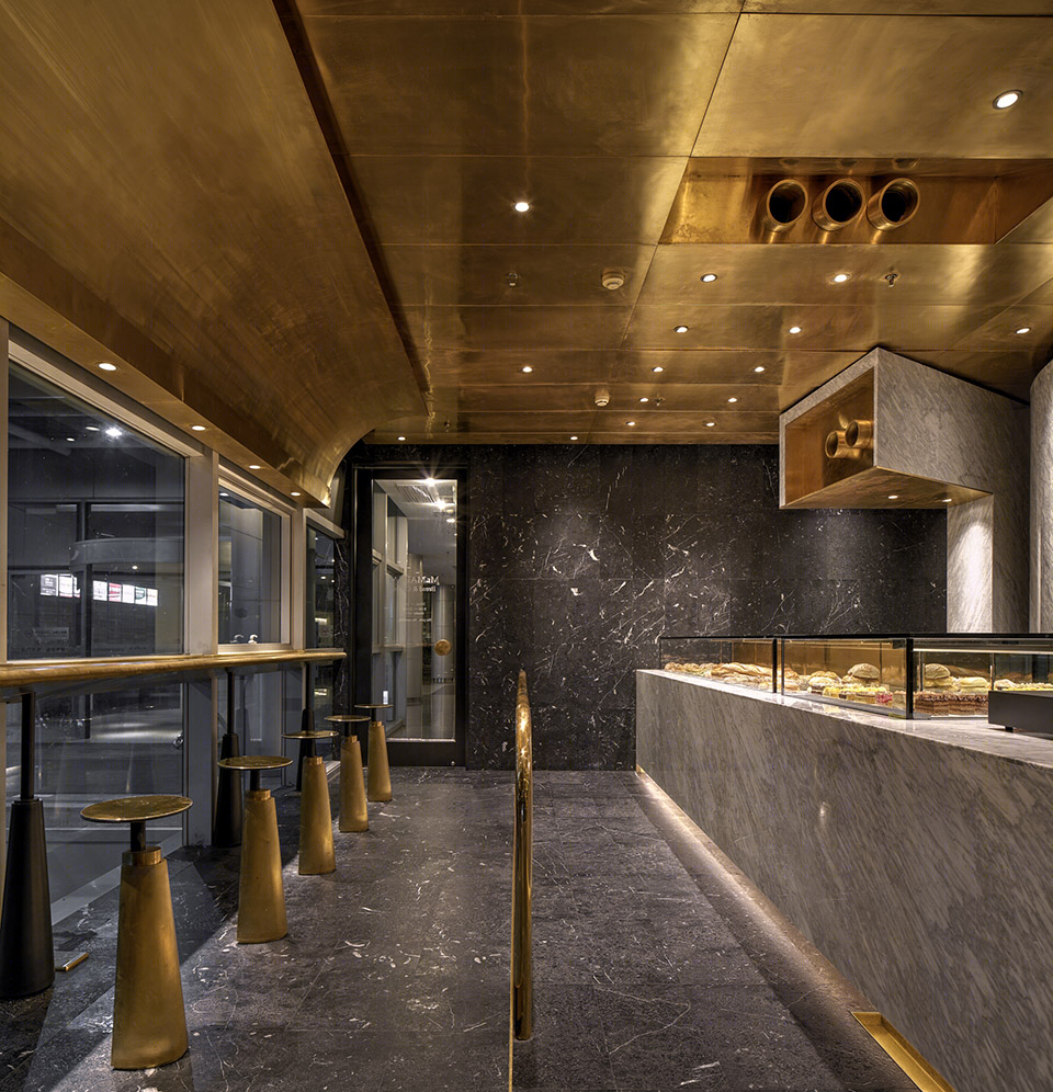 杭州 MAIMAi 麦丘梵面包店——动态曲线与精致工业风的完美结合