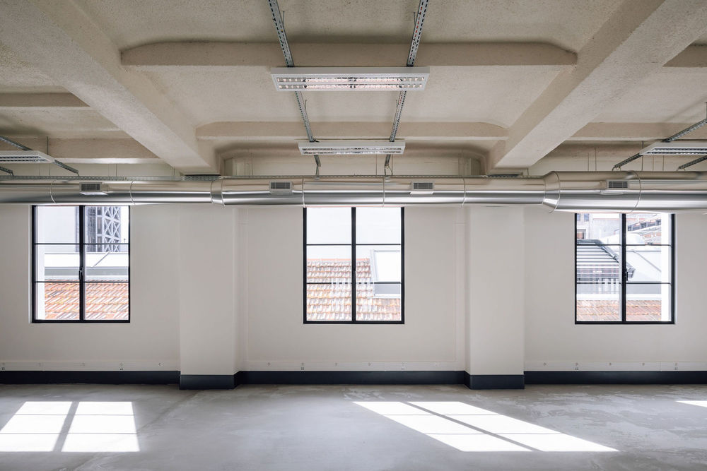 Cais do Tojo Building / LADO Arquitectura e Design