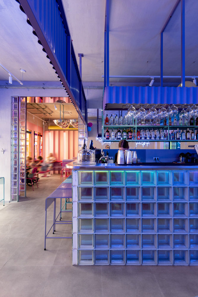 FoodX Poznan Restaurant / mode:lina architekci