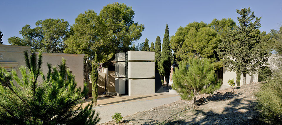宗教建筑 / Martinez Vidal