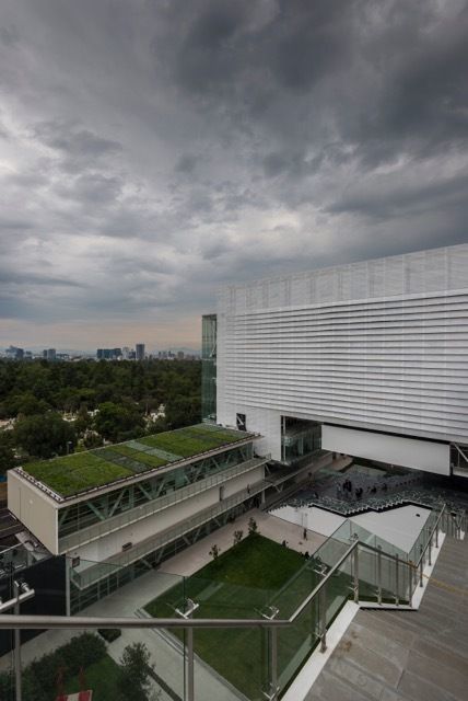 墨西哥城 CENTRO 大学综合体 | 绿色校园中的灵动空间