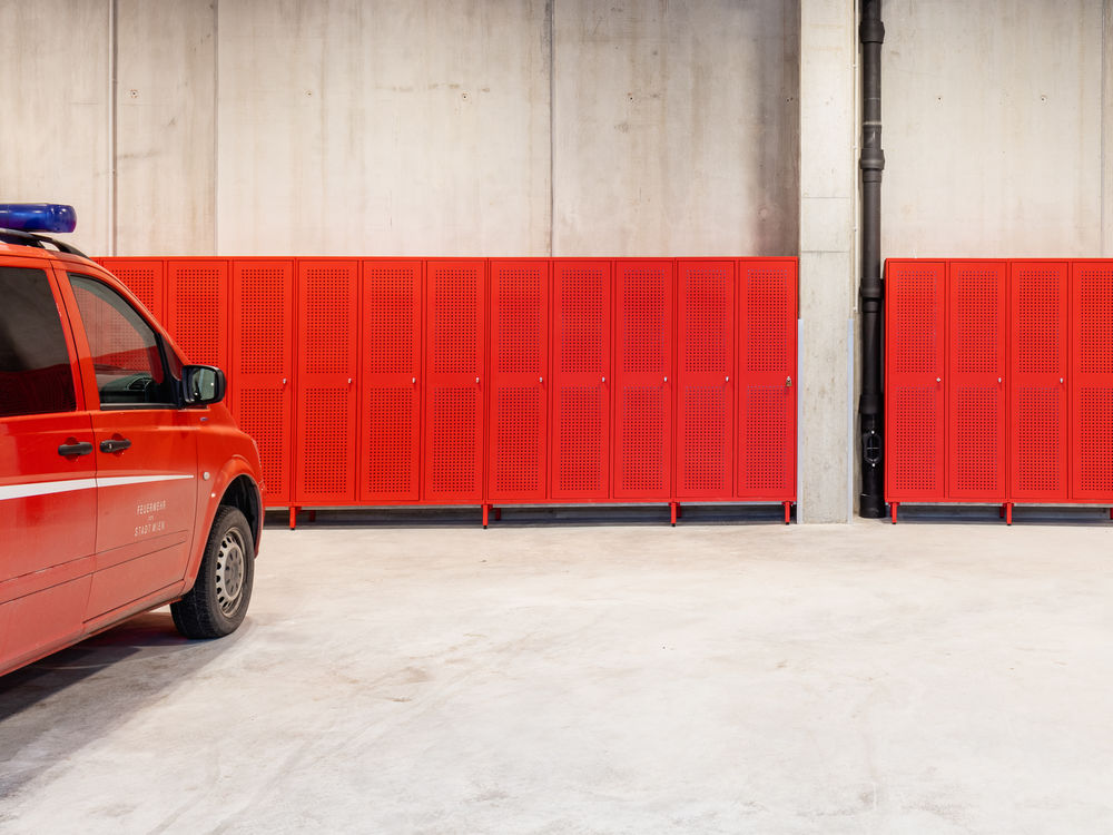 Speising Fire Station / Illiz Architektur