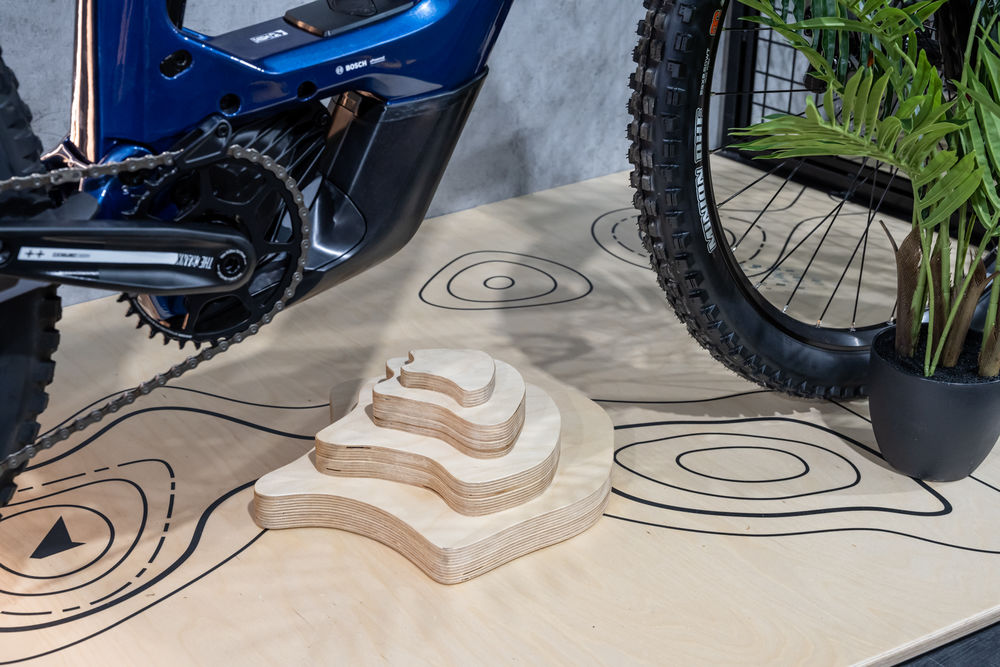 英伦高端自行车品牌 Haibike 的工业奢华零售体验