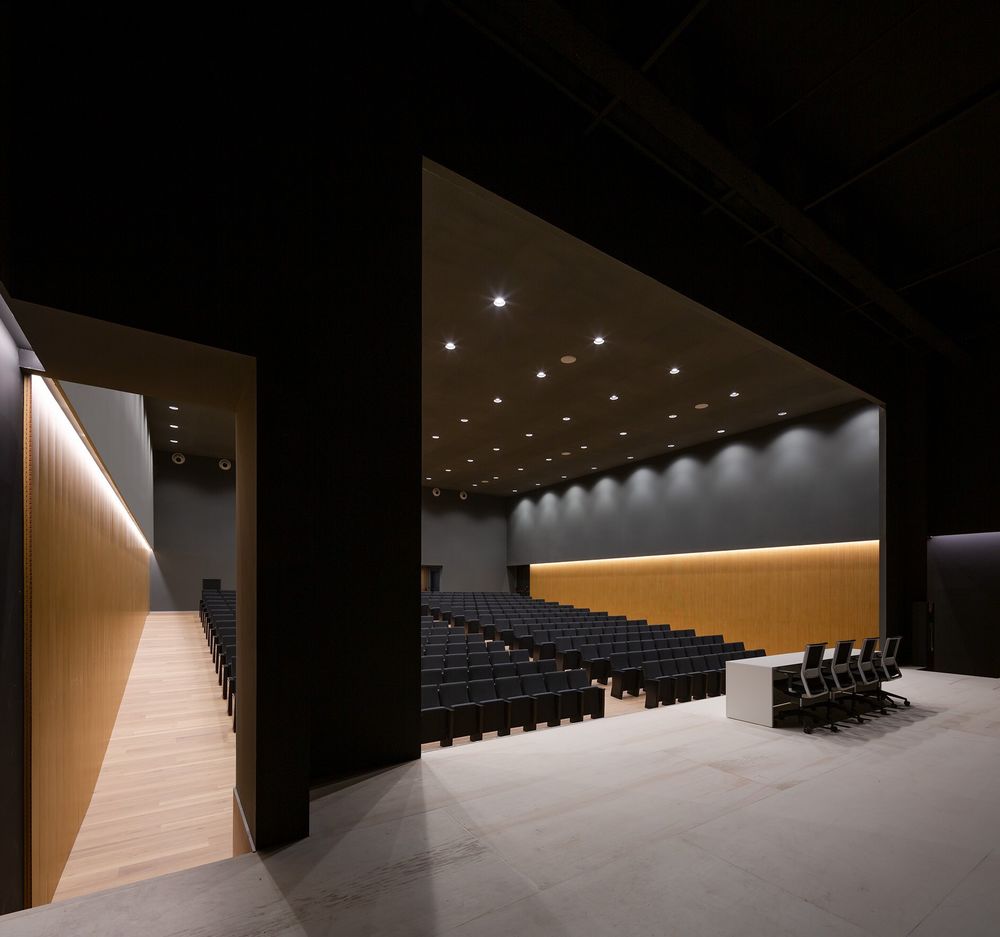 Salesianos Pamplona Institute / Garmendia Cordero Arquitectos + TCGA Arquitectos