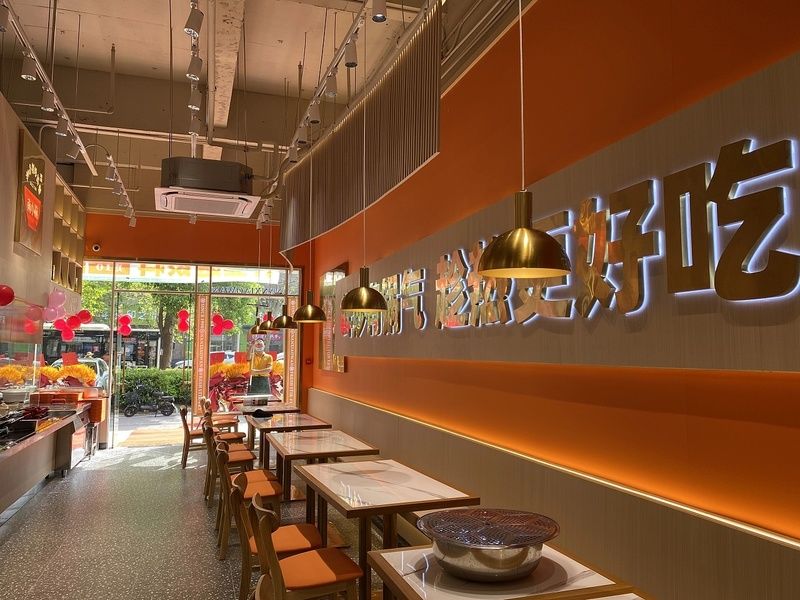 南小碗湖南鲜炒简餐空间设计 | 现炒锅气、新鲜食材的呈现