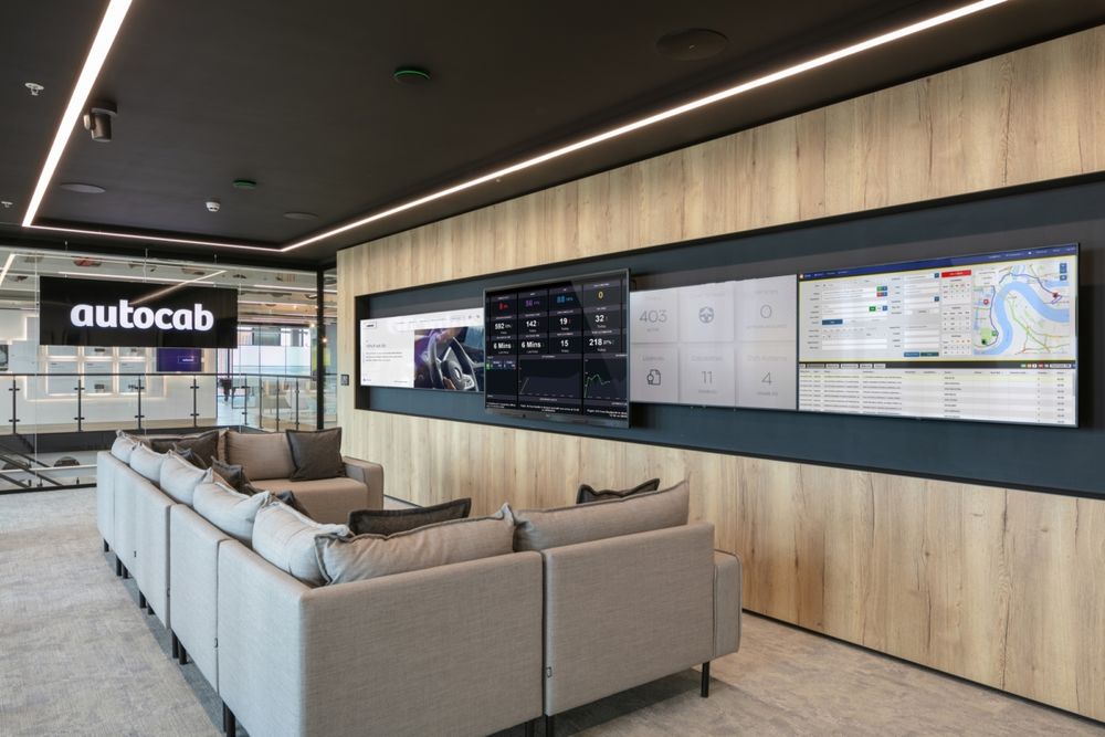 Autocab Offices Manchester - 灵活多元的现代办公空间设计