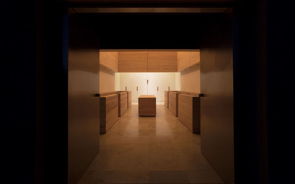 The Chapel of the Last Farewell / Jakub Turbasa + Bartlomiej Pyrzyk