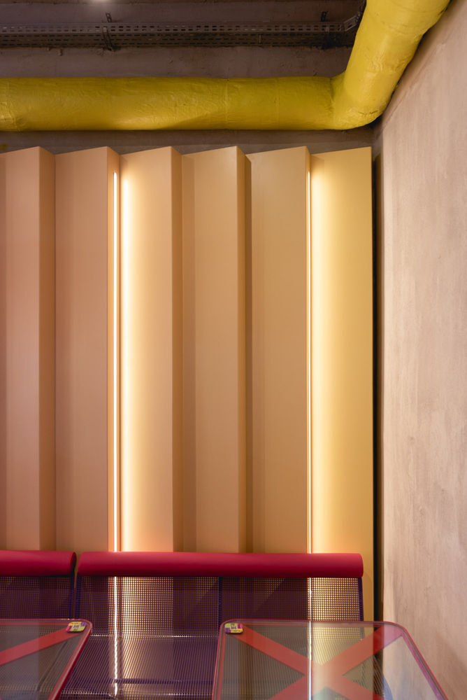 FoodX Poznan Restaurant / mode:lina architekci