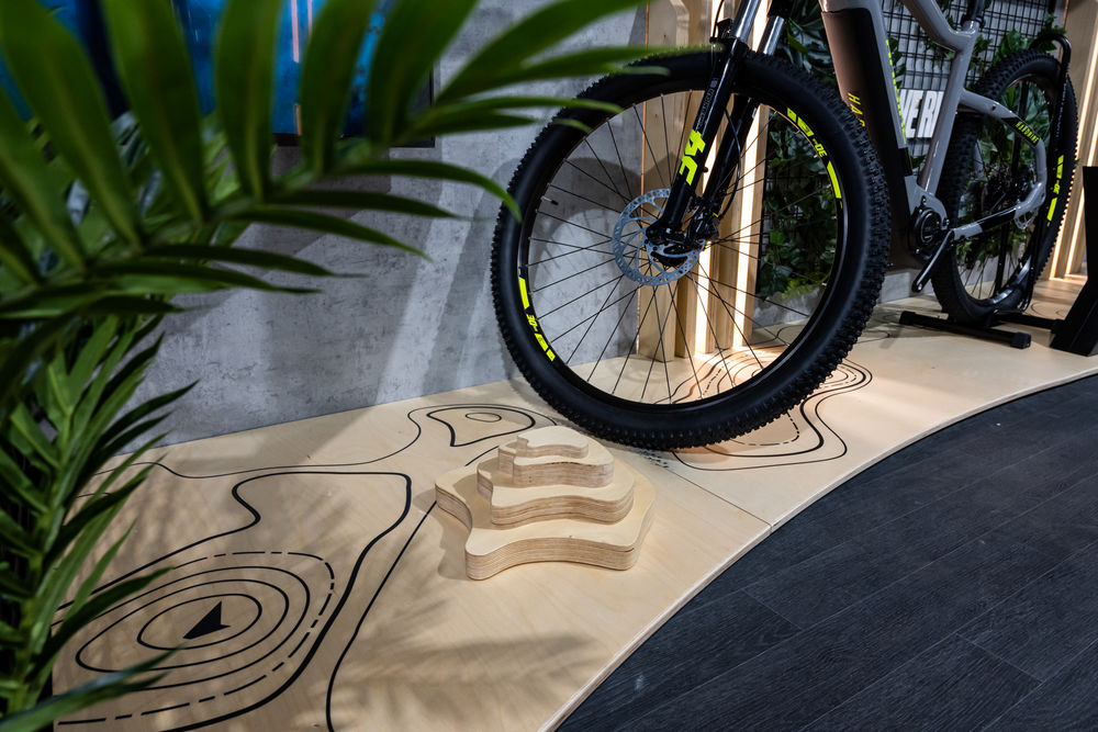 英伦高端自行车品牌 Haibike 的工业奢华零售体验