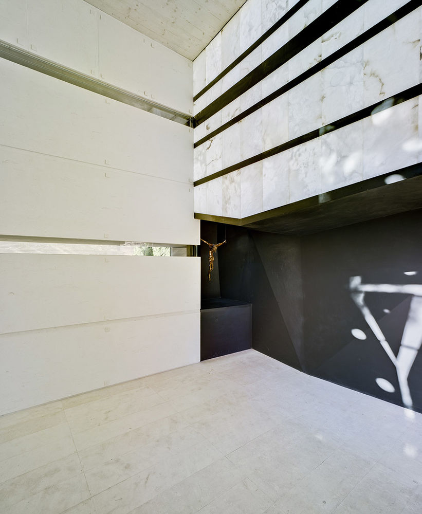 宗教建筑 / Martinez Vidal