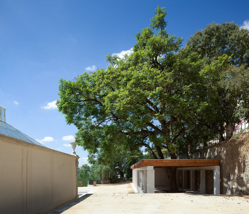 Tropical Greenhouses of University of Coimbra's Botanical Garden / João Mendes Ribeiro