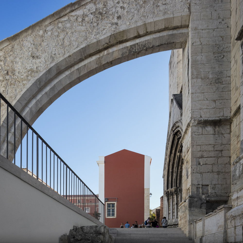 Urban Renewal of Chiado Neighborhood / Álvaro Siza + Carlos Castanheira