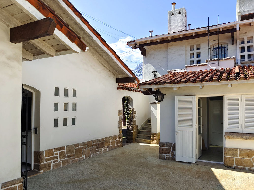 Anastasiya Gushchina丨别墅建筑丨Casa Peña 800