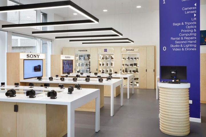 伦敦 WEX 摄影视频商店，呈现沉浸式零售体验