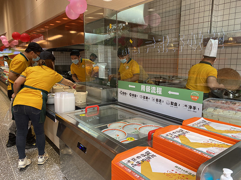 南小碗湖南鲜炒简餐空间设计 | 现炒锅气、新鲜食材的呈现
